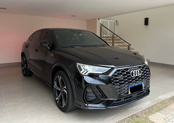 AUDI Q3 2.0 40 TFSI GASOLINA SPORTBACK PERFORMANCE BLACK QUATTRO TIPTRONIC AUDI Q3 2.0 40 TFSI GASOLINA SPORTBACK PERFORMANCE BLACK QUATTRO TIPTRONIC